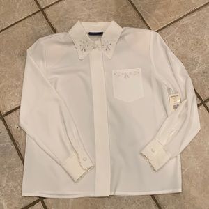 Karen Scott Blouse w/ Beautiful Detailing